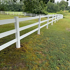 Vinyl-PVC-Fence-Cleaning-in-Oxford-MS 7